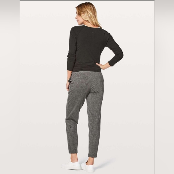 Lululemon ~ City Trek Trouser II *28"Heathered Black. Size 4. NEW.😍 - Picture 3 of 10